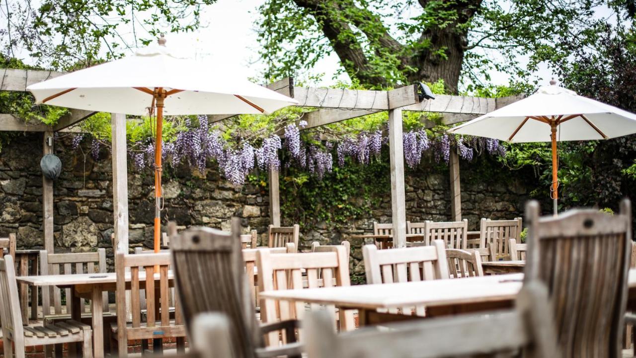 The Angel Inn, Petworth Exterior photo