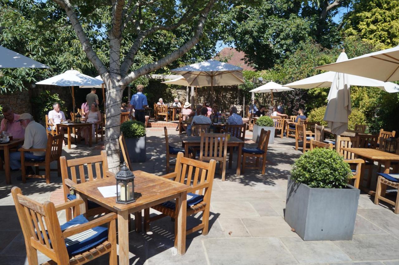 The Angel Inn, Petworth Exterior photo